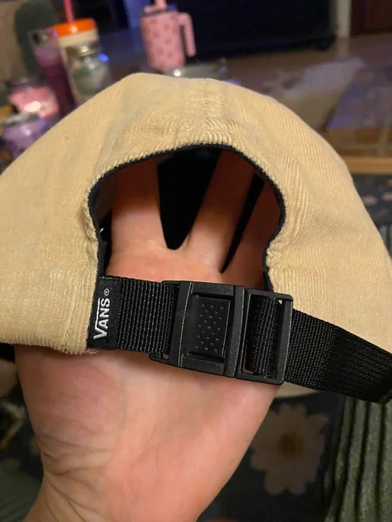 Vans Beige Corduroy Cap with Black Skateboard Embroidery - Picture 3 of 3